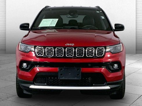 Used 2025 Jeep Compass Limited AWD/4WD image 2