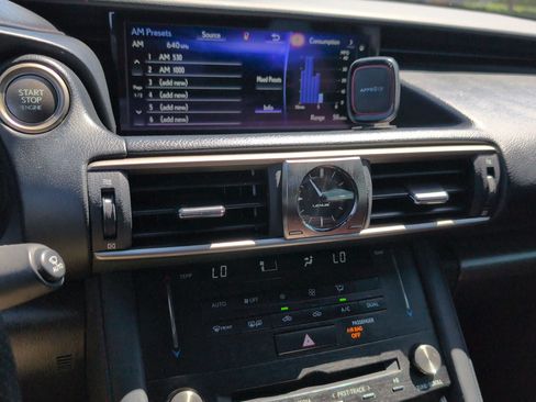 Used 2018 Lexus IS 300 F Sport RWD image 22