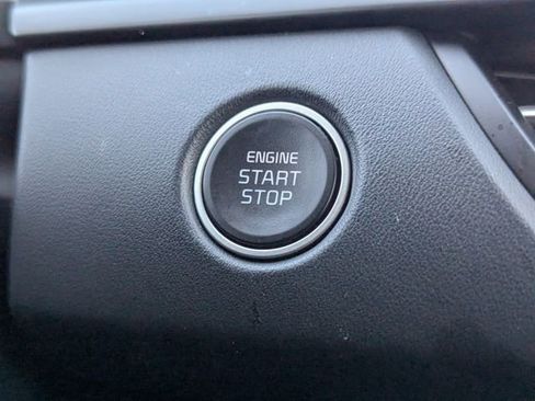 Used 2024 Kia Seltos EX image 30