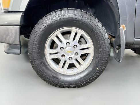 Used 2011 Chevrolet Colorado LT AWD/4WD image 29