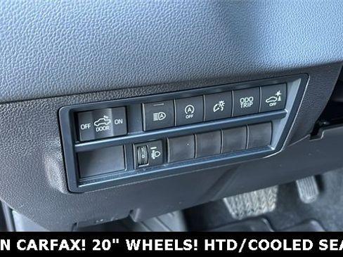 Used 2025 Toyota Tundra Limited image 8