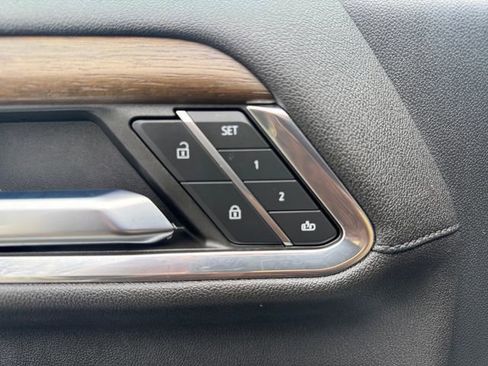 Used 2024 Chevrolet Silverado 2500 High Country w/ Z71 Off-Road Package image 10