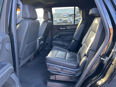 Used 2022 GMC Yukon Denali image 10