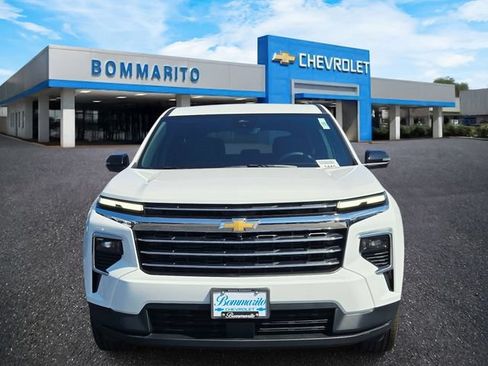 New 2026 Chevrolet Traverse LT w/ Driver Confidence Package FWD image 5