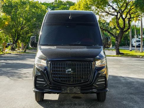 Used 2019 Mercedes-Benz Sprinter 4x4 170 image 13