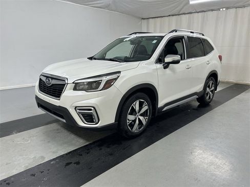Used 2021 Subaru Forester Touring image 5