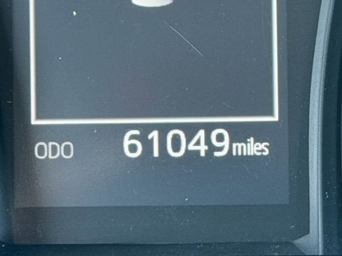 Used 2022 Toyota Camry SE image 35