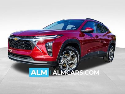 Used 2025 Chevrolet Trax LT