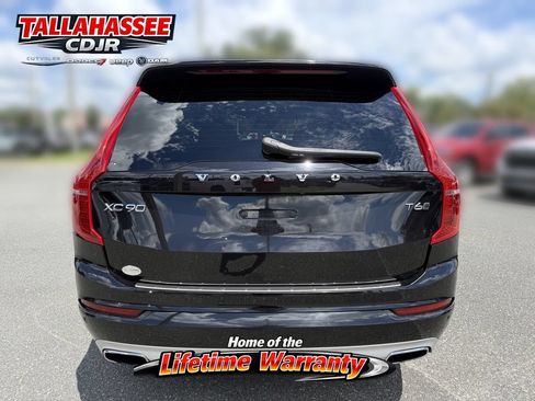 Used 2021 Volvo XC90 T6 Momentum w/ Climate Package AWD/4WD image 4