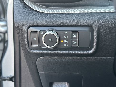 Certified 2022 Ford Explorer XLT w/ Equipment Group 202A image 34