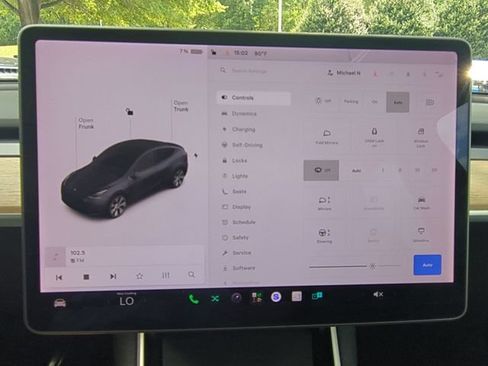 Used 2020 Tesla Model Y Long Range AWD/4WD image 20