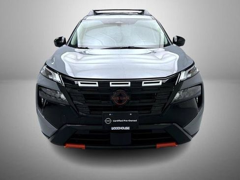 Certified 2025 Nissan Rogue SV AWD/4WD image 2