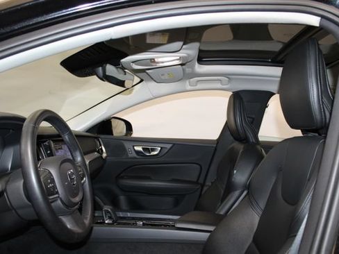 Used 2024 Volvo S60 B5 Core AWD/4WD image 9