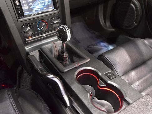 Used 2008 Ford Mustang Shelby GT500 RWD image 35
