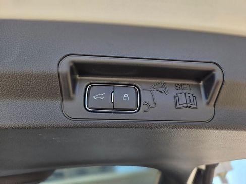 New 2026 Ford Explorer ST-Line w/ ST-Line Street Pack RWD image 15