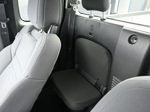 Certified 2024 Nissan Frontier S w/ Technology Package image 18