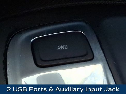 Used 2020 Chevrolet Equinox LT AWD/4WD image 16