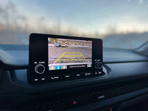 Used 2023 Honda Accord EX image 20