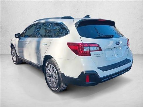 Used 2019 Subaru Outback 2.5i Touring w/ Popular Package #3A image 8
