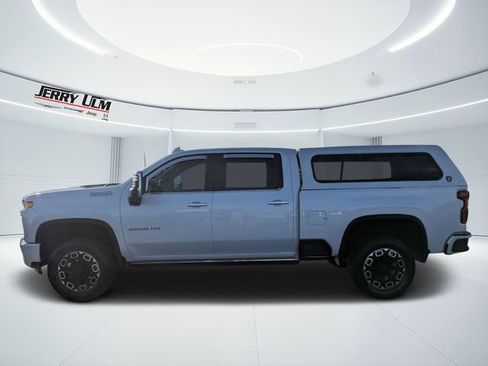 Used 2021 Chevrolet Silverado 2500 High Country AWD/4WD image 6