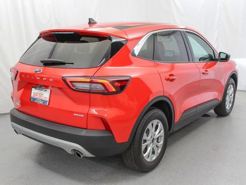Used 2024 Ford Escape Active AWD/4WD image 11