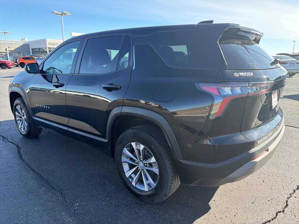 Used 2025 Chevrolet Equinox LT AWD/4WD image 7