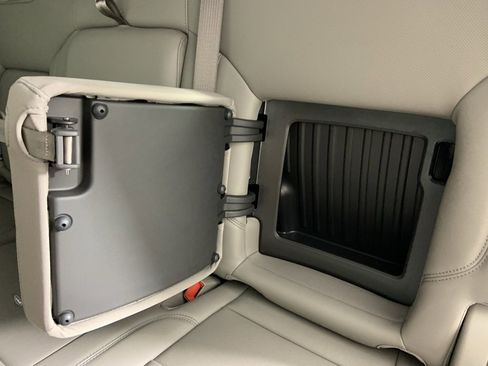 Used 2025 GMC Sierra 1500 SLT w/ SLT Premium Package image 33