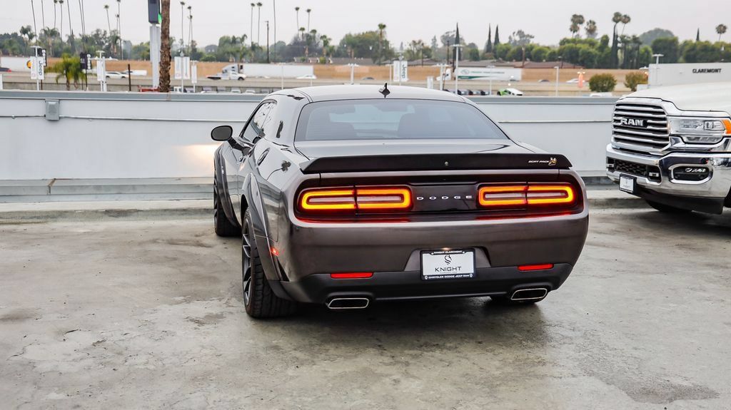 Used 2022 Dodge Challenger R/T Scat Pack RWD image 7