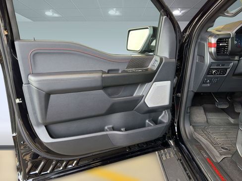 Used 2025 Ford F150 Raptor image 21