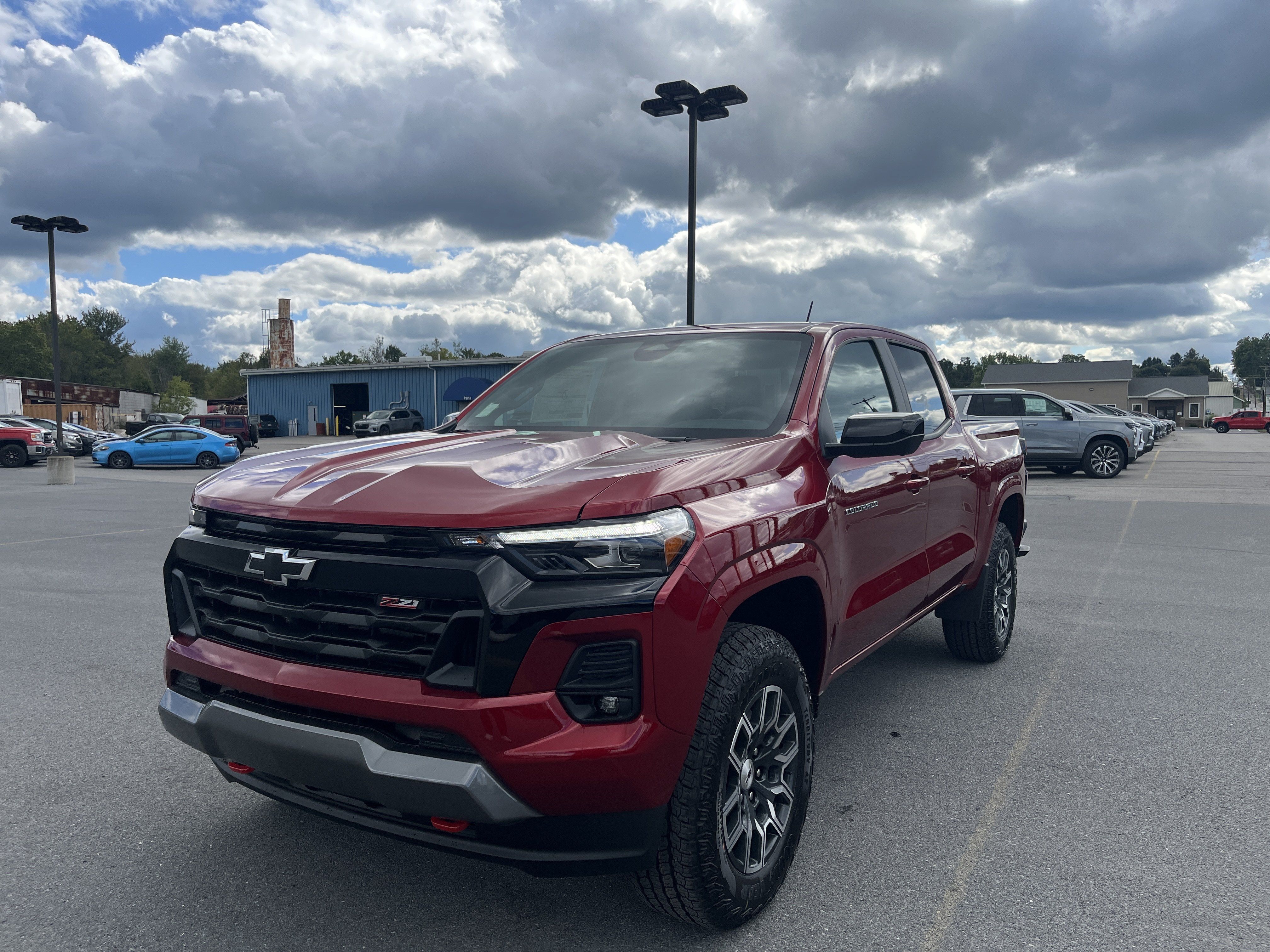 New 2026 Chevrolet Colorado Z71 w/ Technology Package AWD/4WD image 2