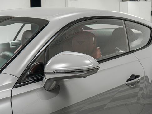 Used 2024 Bentley Continental GT V8 image 40