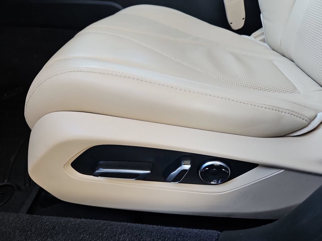 Used 2021 Acura TLX w/ Technology Package FWD image 27