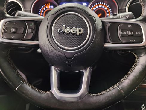 Used 2020 Jeep Wrangler Unlimited Sahara AWD/4WD image 26