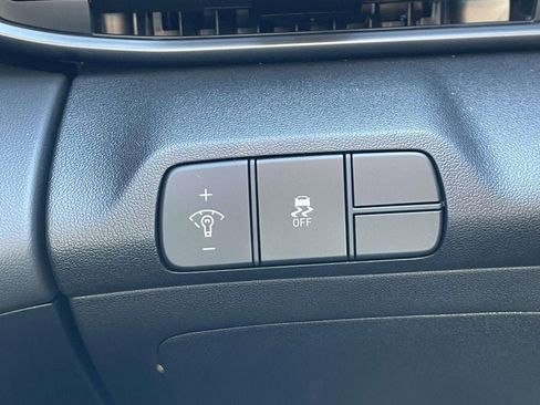 New 2026 Hyundai Elantra Sport image 17