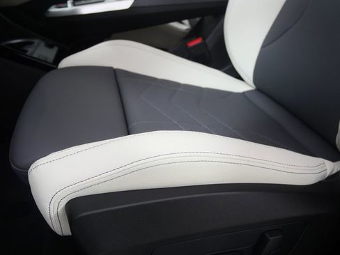 New 2026 BMW X1 xDrive28i w/ Technology Package image 12