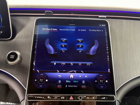 Used 2023 Mercedes-Benz EQE 500 4MATIC Sedan w/ Pinnacle Trim Package image 19