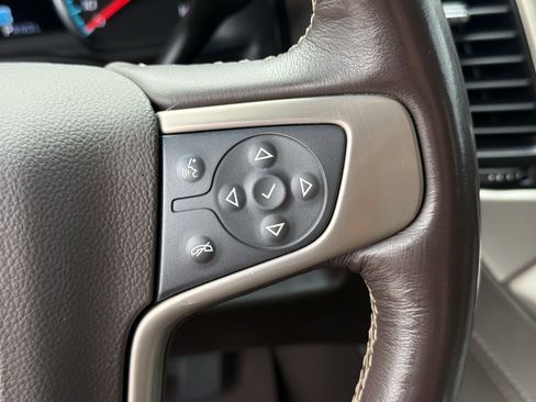 Used 2018 GMC Yukon XL Denali w/ Denali Ultimate Package AWD/4WD image 17
