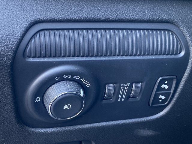 Used 2024 Jeep Wagoneer Series II w/ Flexible Seating Group RWD image 26