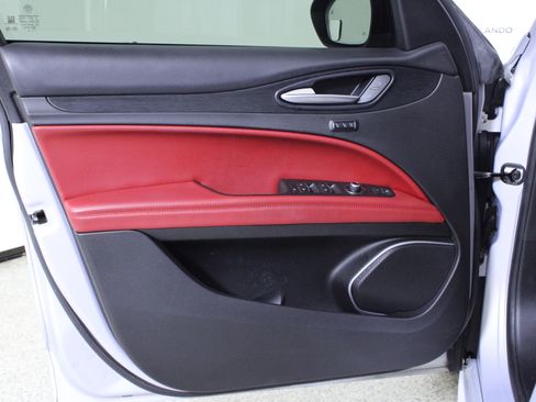 Used 2020 Alfa Romeo Stelvio Sport w/ Quick Order Package 22K Sport image 19