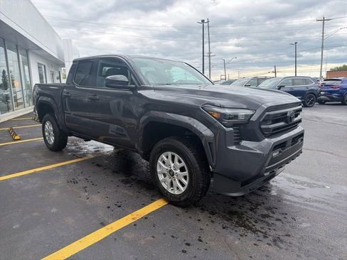 New 2026 Toyota Tacoma SR5 AWD/4WD image 7