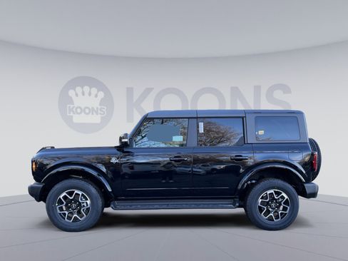 New 2025 Ford Bronco Outer Banks image 2