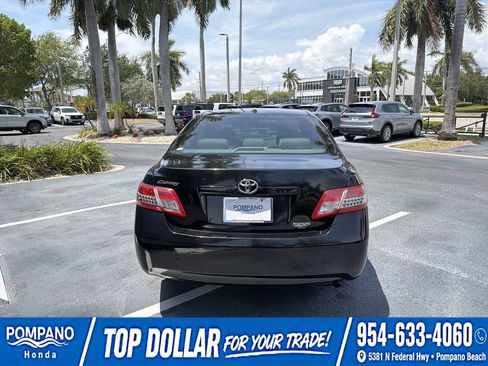 Used 2010 Toyota Camry FWD image 8