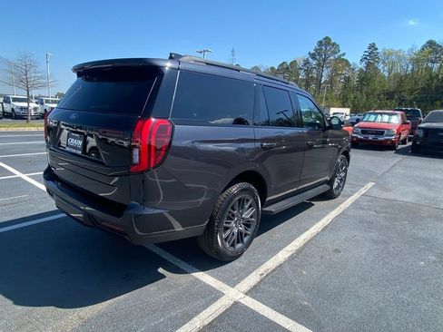 New 2026 Ford Expedition Platinum w/ Stealth Appearance Package AWD/4WD image 7