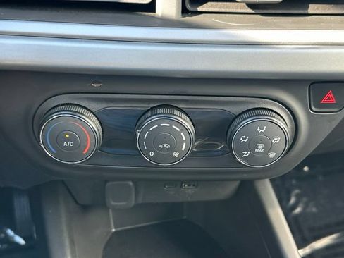 Used 2026 Chevrolet Trax LS FWD image 37