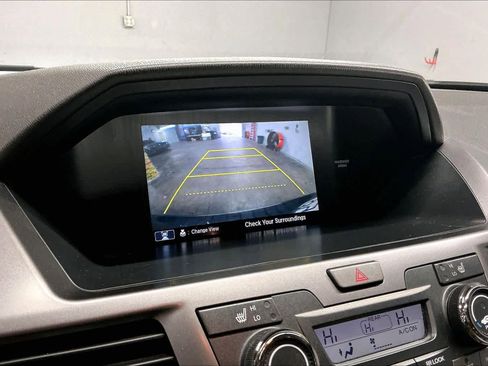 Used 2014 Honda Odyssey Touring image 23