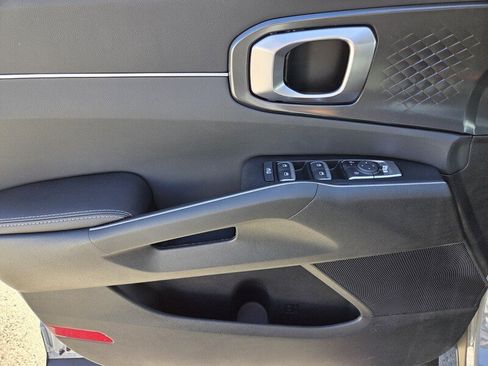 New 2026 Kia Sorento S FWD image 10