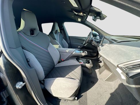New 2026 BMW iX xDrive45 w/ M Sport Package AWD/4WD image 22