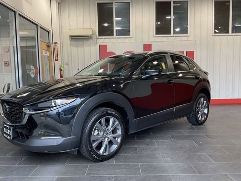 Used 2025 MAZDA CX-30 AWD 2.5 S w/ Preferred Package image 2