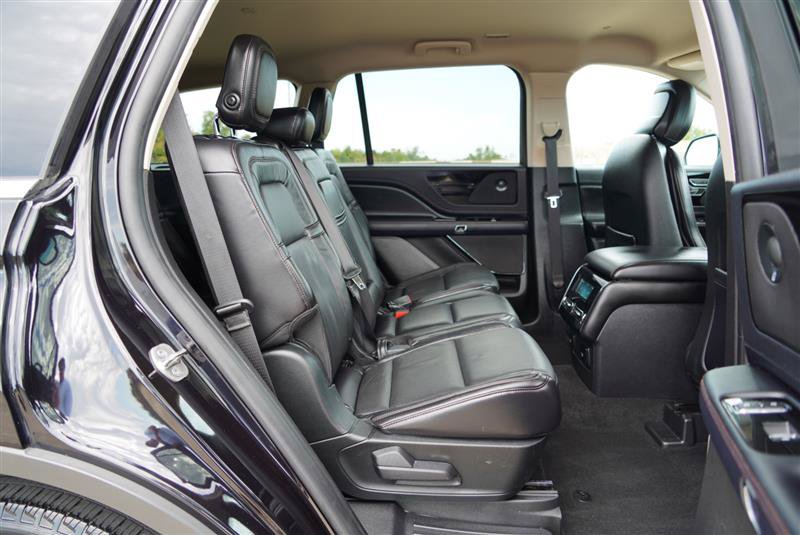 Used 2020 Lincoln Aviator Reserve AWD/4WD image 87