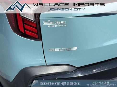 Used 2024 Kia Seltos SX w/ SX Sunroof Package AWD/4WD image 11